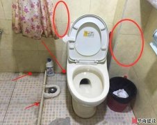 馬桶周圍空著，應該怎么利用起來