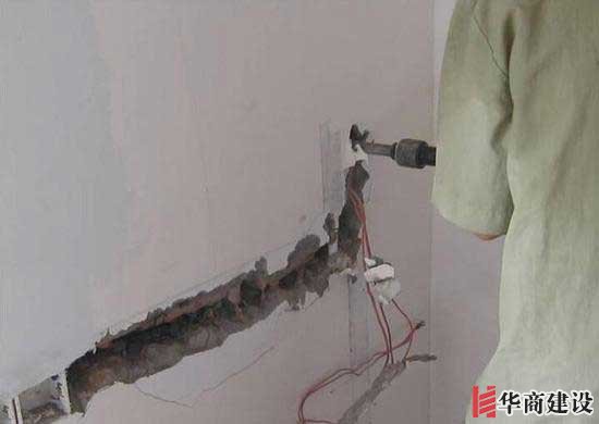現(xiàn)在裝修都把電線藏在墻壁里，線路老化了能換嗎